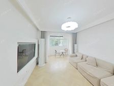 2003年小区,2年精装,花园位置,全明户型,配套成熟