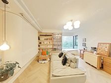 两湾城三期,正看苏州河,装修60万才一年 着急换房子