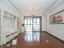 中环旁电梯中间层,南北通飞机大三房,两卫全明,视野好采光好