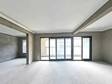 雅戈尔江上4室2厅2卫南朝向426.0万元/套出售