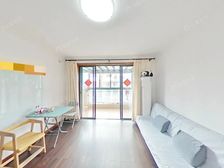 新上带阁楼三房双卫,送露台和储物间,小区央座位置,有产权车位