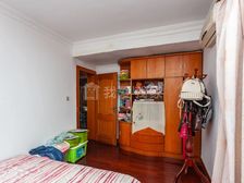 新上好房 看房方便自住 民耀路繁华地段