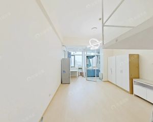 新上好房!十号线附近!70年产权住宅!