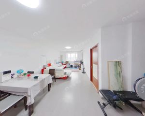 清河地铁旁 南北向两居室 户型方正 采光视野好 诚意出售