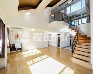 大西洋新城B区 182.35平3居 南北向简装修 方便看房