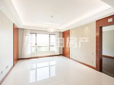 金茂逸墅边户三居室视野好可观林海看房需预约