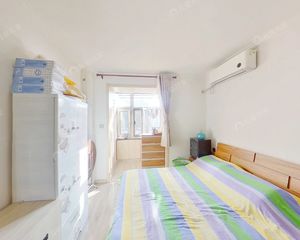新上皂君东里·2室·1厅南北通透 不临街 中间楼层