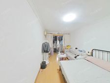 小区花园位置,房东诚心出售,高区视野好,