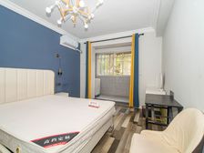 三房两卫三阳台!新普陀+梅陇一梯两户,小区中心位置