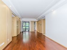 紫竹优质房,带车位,带40平花园,边套安静,位置好,欢迎品鉴