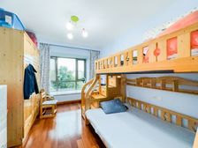 精装修空调新风加地暖,有产权车位,经典户型,诚售,欢迎品鉴。