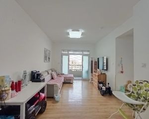 三峡广场融汇国际温泉城童话里三房98.8万