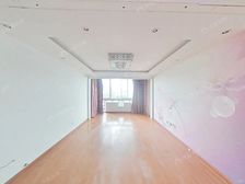 复式房,南北通,楼上三个房间,近18号线,采光无遮挡!