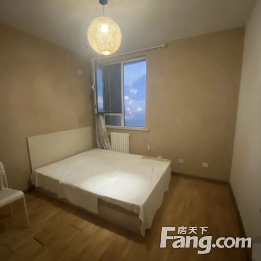  �ռ����� ���ⷿ ����Ů�� �۸�� 