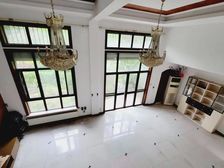 双拼!挑高客厅独栋的享受,正气4房,正对景观