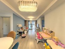 紧靠莘庄CBD,业主40万重新装修保养好,人车分离,欢迎品鉴