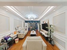 嘉定新城·保利湖畔阳光苑-封周路368弄·7室·3厅