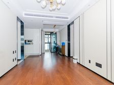 次新小区。洋房复式 低密度 精装五房 使用面积大,欢迎品鉴。