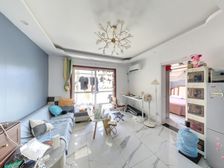 低总价两房,南北通透,电梯房,可小刀,近地铁两房,欢迎品鉴。