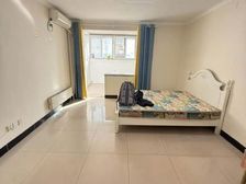 华威西里低楼层两居室出售,满五年