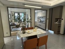 新房现房精装大三居 实景交付 好楼层看房随时 还有