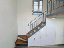 什刹海后海南沿 柳荫街 精装内复式 带厨卫 两证齐全