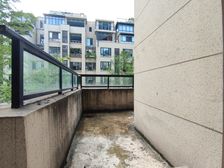 板式洋房 南北通透 带露台 户型好无浪费面积 房源保真