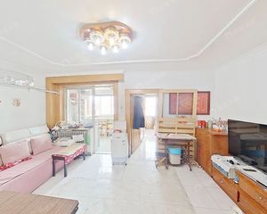 西四环五里店·南五里店45号院·2室·1厅中间楼层