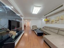 此房户型方正,配套成熟,出行便利,急急急。