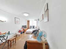 电梯房,中间楼层,价可砍,近成山站300米,采光好