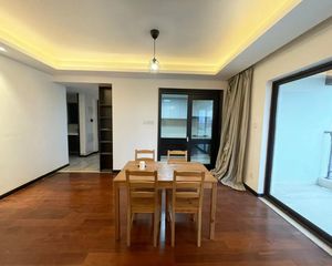 万科翡翠公园 4室2厅 东南 西南