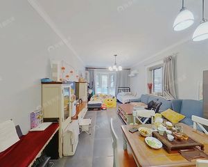 一层南向朝小区院里 安静舒适 正规1居室可变2房 温馨舒适