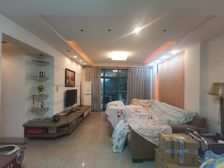 急急急 房东急售 价格好谈 精装好房 拎包入住