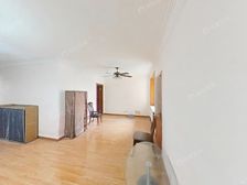 一梯两户南北两室一厅,目前空关,产权清晰,没有抵押贷款