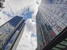 北三环马甸茅台大厦194平5元全含,茅台都5块了你敢信