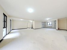 多层电梯洋房一楼带院劳斯莱斯户型带车位带负一急售