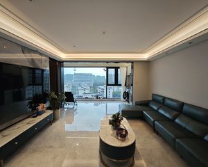 建发·春江悦4室2厅2卫南北朝向398.0万元/套出售