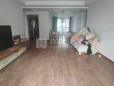 明园九龙湾旁绿地悦城A区高楼层三房带车位急售