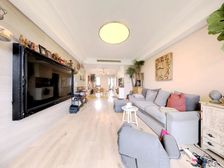 江山万里二期138.16平4室2卫 精装修 拎包入住 诚售