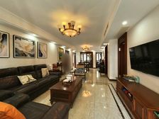 新外滩 精装50万 面对中庭 视野开阔 有梯控更安全