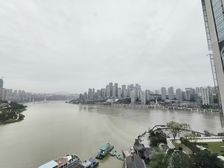 重庆地标扬帆起航 头排正看江 开发商奢装 正看两江交汇