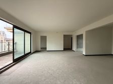 中央公园香港置地品质洋房大平层。带露台 4房 房源保真!