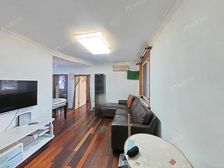 11+18号线地.铁口200米 中间楼层 全明户型