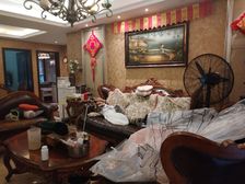 圣天湖东岸4室2厅2卫东朝向90.0万元/套出售