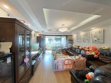 中间水景位置 视野景观漂亮 中Y空调+地暖+车位