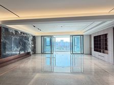 江山万里江盈府4室全亮间,有客户诚心出售,看房方便