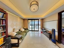 二房朝南,厅朝西,精装修,可马上入住。