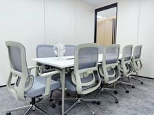 白石桥地铁口国兴大厦新出精装办公室 随时可以起租