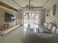 小区环境优美,距离红谷滩万达两站