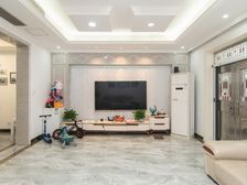 纯别墅小区, 满五精装修,带 车位 南北通 空间大 欢迎品鉴